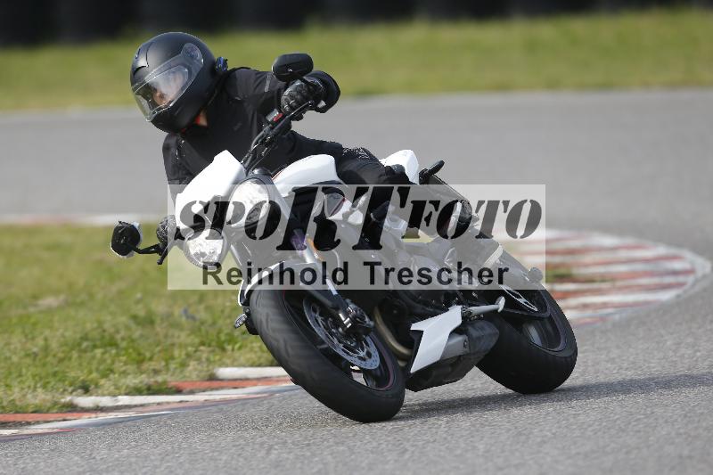 /Archiv-2024/17 01.05.2024 Speer Racing ADR/Schnuppertraining